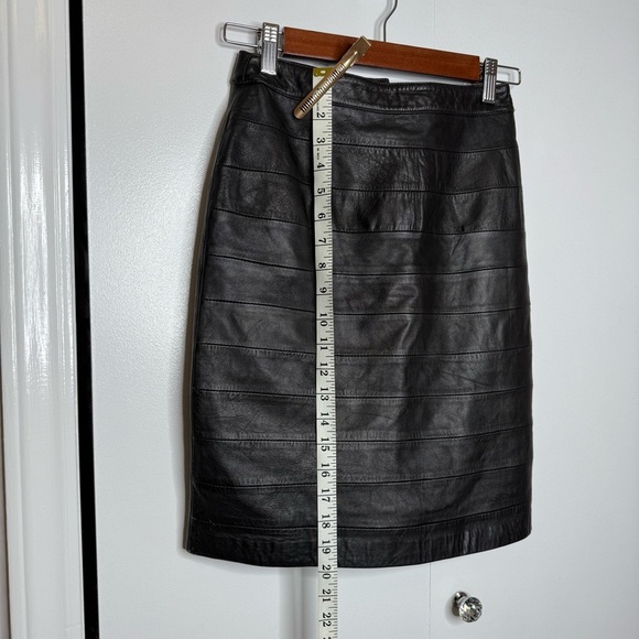 Paolo Santini - Vintage 100% Leather Black Mini Skirt - Size 4 - Picture 9 of 11